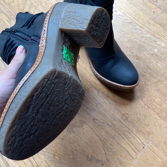 El Naturalista Real Leather Black Boots - Picture 4 of 4
